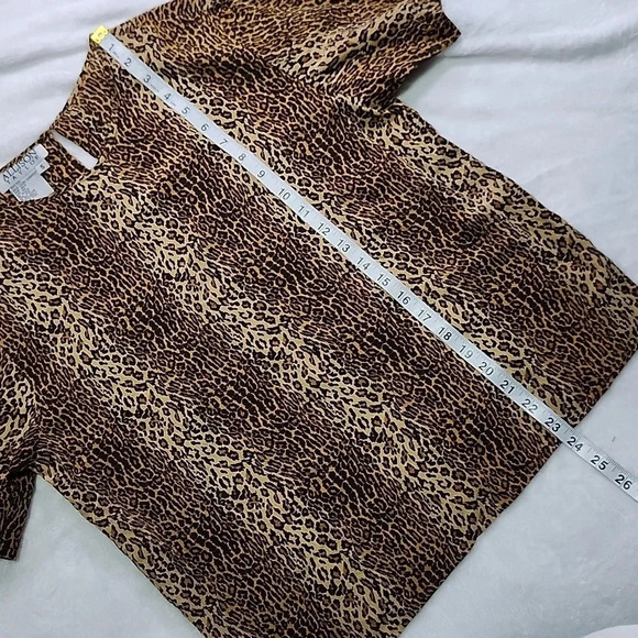 Allison Taylor Leopard Print Short Sleeve Blouse Size S - Picture 6 of 9